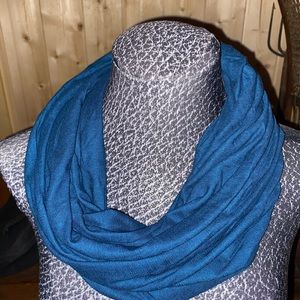 Gorgeous Vibrant Blue Infinity Scarf